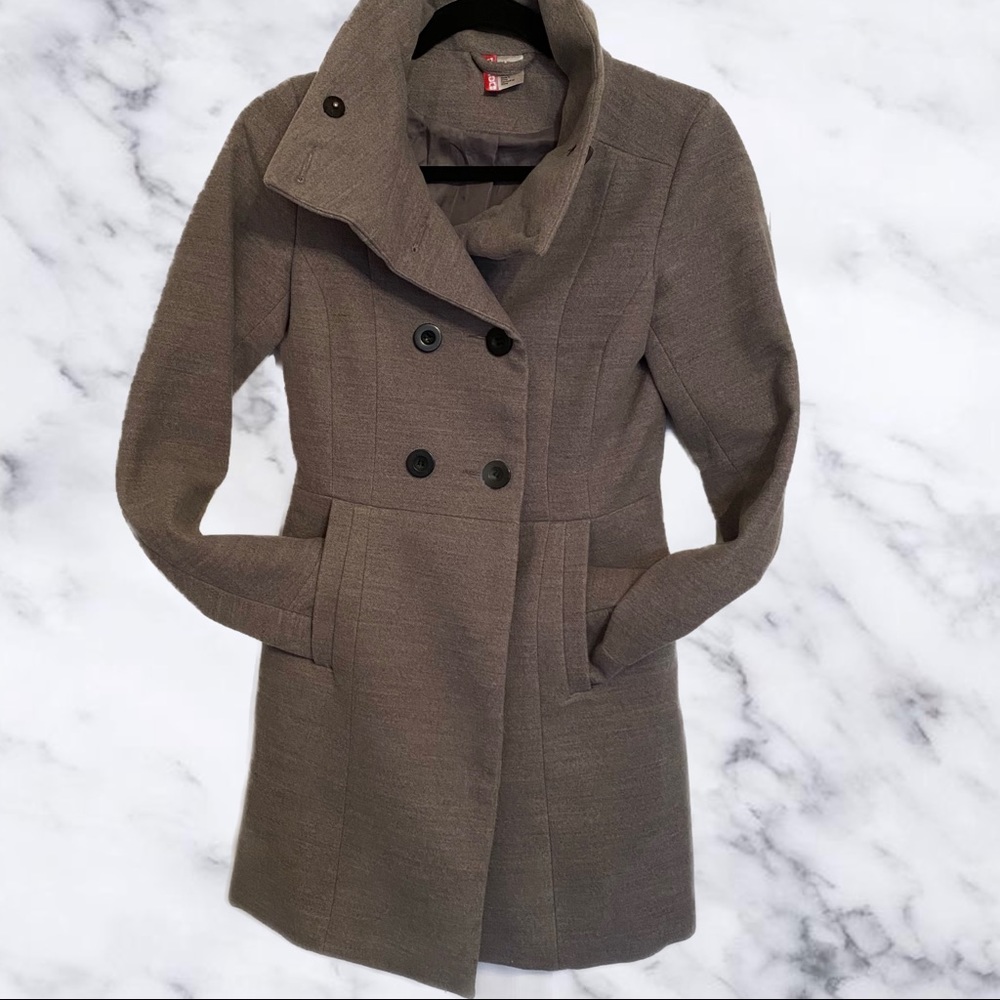 H&M Women's Grey Peacoat